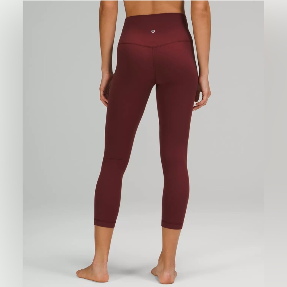 Lululemon Align High-Rise Cropped Leggings / Size 8 M / Maroon